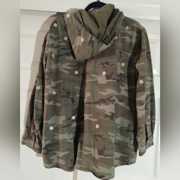 NWT Miss Me Camo Jacket with embroidered flowers - Picture 2 of 4